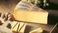 Giro d’Italia del Gusto: mortadella di fegato e formaggi all’ombra dei castelli svizzeri