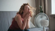 Il paradosso del ventilatore: sopra i 35°C non rinfresca, anzi scalda