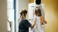 Tumore al seno, screening mammografico “negato a 2 milioni di donne”