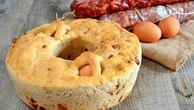 La ricetta perfetta del casatiello di Pasqua (ma armatevi di santa pazienza)