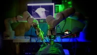 Primo intervento chirurgico fatto da un robot senza aiuto umano