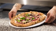 Le migliori 50 pizzerie italiane, in vetta sempre Martucci e Vitagliano. Al secondo posto il balzo a sorpresa di Confine