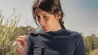 Chiara Lanci, da Milano alle Langhe: “Il mio progetto unisce vino e benessere”