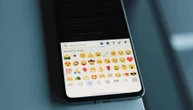 Giornata mondiale delle emoji: una festa globale tra faccine, record e nuove icone digitali