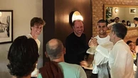 Sinner e Alcaraz “rivali” anche a tavola: Jannik ama il ragù bolognese, lo spagnolo pollo e trota