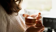Alcol, un rischio per la salute delle donne: 3200 nuovi casi di cancro l’anno