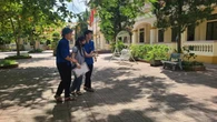 Nữ sinh khuyết tật không chọn "đặc cách", quyết thi để chạm tới giấc mơ