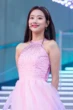 Sự hết thời của 1 ngôi sao: Làm gì cũng gây ngứa mắt, chiêu trò “tẩy trắng” nhìn thôi đã mệt