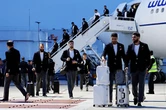 World Cup 2026 ngập "phốt" trước giờ khai mạc: Visa, trục xuất, thẩm vấn và hàng loạt bê bối gây sốc
