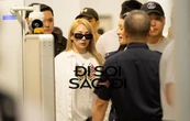 "Chị đại" CL (2NE1) "thở cũng ngầu" đổ bộ Nội Bài, idol người Việt Hanbin (TEMPEST) đi giữa biển fan gây choáng!