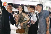 Dàn sao Việt đi cổ vũ G-Dragon: Hương Giang tình tứ với bạn trai, Diệu Nhi - Rhyder góp mặt cùng hội bạn nổi tiếng!