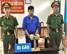 Đánh bài thua, tông ô tô vào nhóm bạn để trả thù