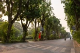 Một bình minh giữa lòng Hà Nội yên lành khác lạ trong dịp nghỉ lễ 30/4