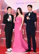Siêu thảm đỏ Baeksang: Krystal - Suzy đại chiến nhan sắc, Lee Do Hyun diện quân phục đọ visual Kim Soo Hyun - Song Joong Ki