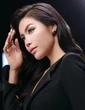 Siêu mẫu Minh Tú: Ngày đám hỏi tôi, ba muốn mặc áo vest cũ vì ba sắp mất rồi
