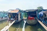 Ở nơi người dân không dám bật quạt dù TP.HCM nóng đổ lửa từ sáng đến đêm