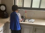 Đáng buồn nhất không phải con cái tiêu tiền của cha mẹ vô tội vạ, mà là kiểu con cái đã tiêu tiền còn hành xử như này!