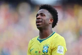 Vì sao Vinicius không đá phạt đền cho Brazil?