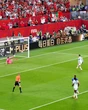 Vỡ oà cảm xúc: Ronaldo đi vào lịch sử, lần đầu tiên ghi bàn ở vòng knock-out World Cup