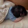 Trẻ nhỏ thích "nằm sấp" và "nằm ngửa", khi lớn lên sẽ có 3 sự khác biệt rõ rệt