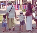 "Tóm dính" cặp ca sĩ Vbiz bí mật yêu 6 năm đi chơi riêng cùng 2 em bé