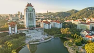 Nam sinh điểm cao, đỗ trường top nhưng vừa nhận giấy báo trúng tuyển, cả gia đình đã bật khóc: "Năm sau thi lại"