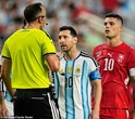 Như một thói quen: Argentina cứ thắng là bị "gắn mác" được trọng tài thiên vị, loạt cầu thủ Thuỵ Sĩ giận dữ lên tiếng