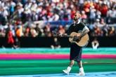 Phía sau 11 phút haftime show gây bão World Cup 2026: 5 phút trải bạt khổng lồ, cả trăm người chạy hồng hộc tiêu tốn 7 tỷ đồng