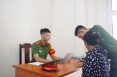Vừa kết bạn Zalo để được hướng dẫn tích hợp thông tin VNeID, người phụ nữ SN 1967 lập tức trình báo công an