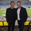 Beckham khoác vai Simeone: 28 năm sau tấm thẻ đỏ đen tối nhất đời, anh gọi đó là “một người bạn cũ”