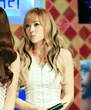 Công chúa showbiz được "o bế" biến cả nhóm nữ quốc dân thành vũ công phụ họa, rời công ty hết thời 12 năm