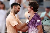 Địa chấn tennis: Djokovic bị "thần đồng" 19 tuổi loại đầy cay đắng sau 5 giờ thi đấu nghẹt thở