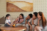 Khung hình gia đình Khánh Thi - Phan Hiển đẹp như tranh vẽ: Nhìn biểu cảm đủ hiểu ai "quyền lực" nhất nhà