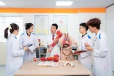 HUTECH chính thức tuyển sinh ngành Y khoa, trao học bổng 30% cho thí sinh toàn quốc