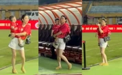 "Cam thường" bóc nhan sắc Chu Thanh Huyền: Bế con đến "vẹo sườn" vẫn xinh đẹp cùng Quang Hải ăn mừng chức vô địch