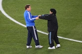 Messi, Ronaldo, Mbappe,... và những người đàn ông sắp xô đổ loạt kỷ lục World Cup