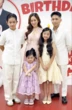 Cô út Lisa nhà Khánh Thi - Phan Hiển gây sốt vì xinh yêu như "búp bê sống", khoảnh khắc khiêu vũ mới chiếm "spotlight"