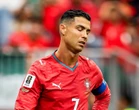 Ronaldo sút kiểu gì nếu không có bóng?