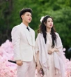 Lan truyền ảnh nàng thơ gen Z sang Mỹ khám thai sinh con cho “chủ tịch showbiz”, diện mạo quý tử đầu lòng gây sốc
