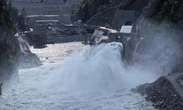 Chưa từng có trên thế giới: Trung Quốc xuyên thủng gần 70 mét đất dưới lòng sông, bồi đắp 43 triệu mét khối đất đá đủ để tạo thành bức tường bao quanh xích đạo, làm nên kì tích sau hàng thập kỷ