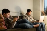 3 hành động của cha mẹ khiến con cái càng lớn càng muốn xa cách, đáng buồn là rất nhiều gia đình mắc phải sai lầm này!
