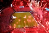 Bầu trời pháo hoa choáng ngợp, 34.000 CĐV tiễn đội tuyển đi World Cup 2026, hoành tráng hơn ăn mừng vô địch