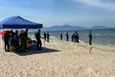 Gần 100 người tìm kiếm nữ du khách Nga mất tích khi đi dạo ở bờ biển Đà Nẵng