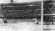 Vì sao ngày hội bóng đá lớn nhất hành tinh lại có tên là World Cup?
