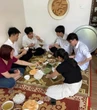 Người phụ nữ Hà Nội nấu cơm, mở cửa đón hơn 70 sĩ tử và phụ huynh ở miễn phí