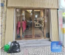 Tưởng được khám bệnh miễn phí, cụ bà bàng hoàng gánh nợ 100.000 nhân dân tệ: Phải làm lao công trả dần