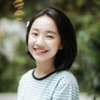 Gọi đây là mỹ nhân trong trẻo nhất Việt Nam có đúng không: Visual như ánh trăng sáng, cười lên tươi hơn mặt trời
