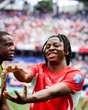 Kịch tính rạng sáng 19/6: Thụy Sĩ hủy diệt 4-1 Bosnia & Herzegovina trong 20 phút, CH Séc đánh rơi chiến thắng trước Nam Phi