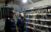 Phát hiện căn nhà không người ở vẫn phát sinh 1 triệu đồng tiền điện mỗi tháng: Cảnh sát ập vào, sững sờ trước cảnh tượng bên trong