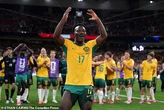 Câu chuyện phi thường của người hùng World Cup 2026 sinh ra từ trại tị nạn, trong gia đình nghèo khổ với 8 người con